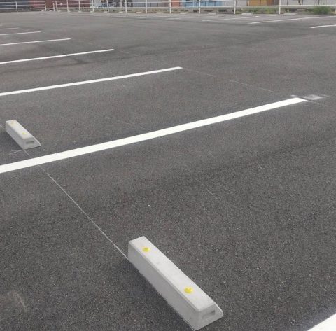 伊賀市　駐車場区画線引き工事
